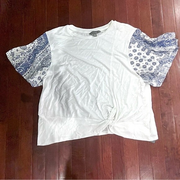 White twist front paisley print flutter sleeve top size XL - Picture 2 of 6